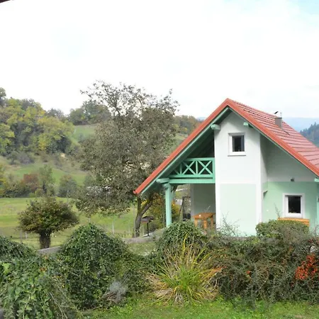 Neokrnjena Narava
