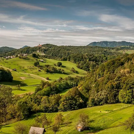 Neokrnjena Narava בית נופש Sevnica