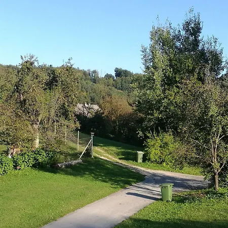 Prázdninový dům Neokrnjena Narava *