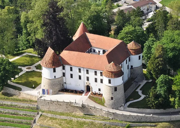Ferienhaus Neokrnjena Narava *