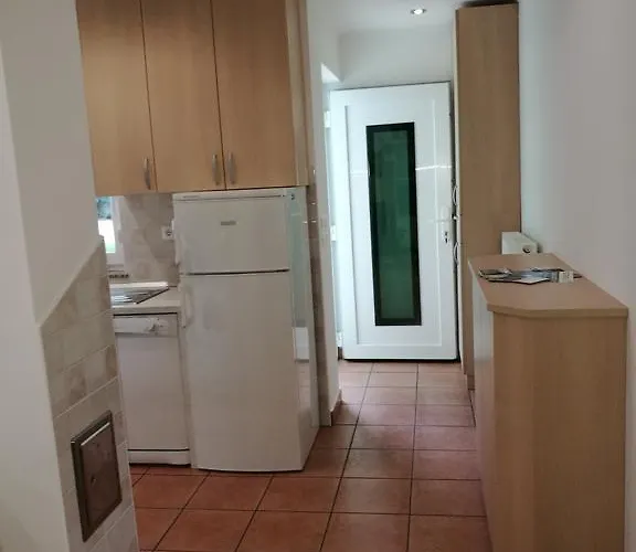 Neokrnjena Narava Ferienhaus *