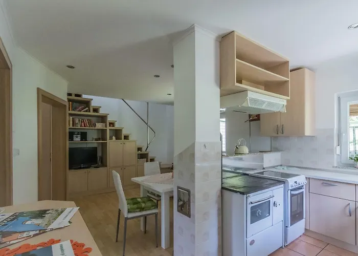 Ferienhaus Neokrnjena Narava *