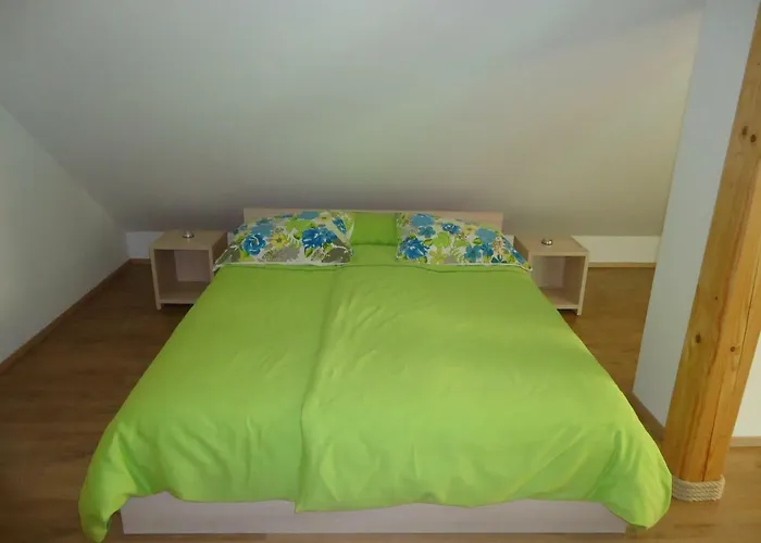 Ferienhaus Neokrnjena Narava *