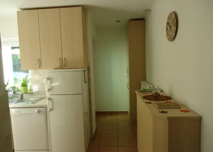 Neokrnjena Narava Ferienhaus